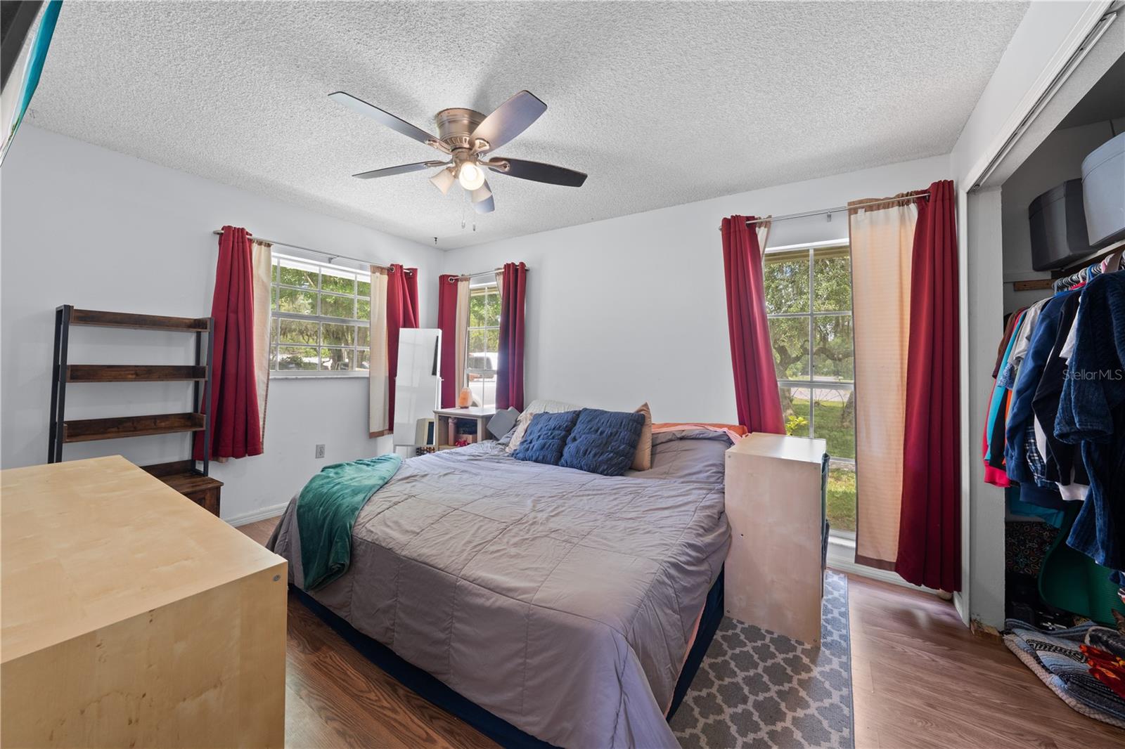 BAY LAKE ESTATES - Residential