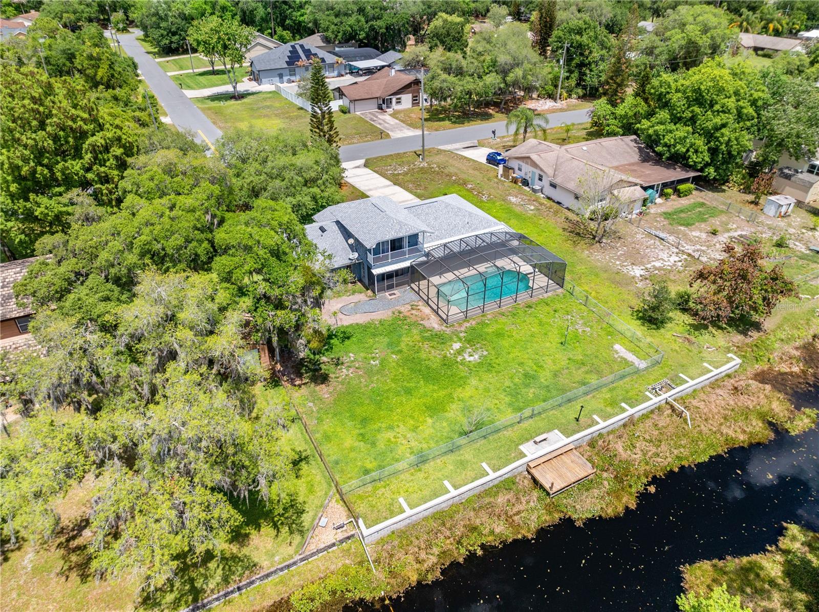 6570 BAY SHORE DRIVE