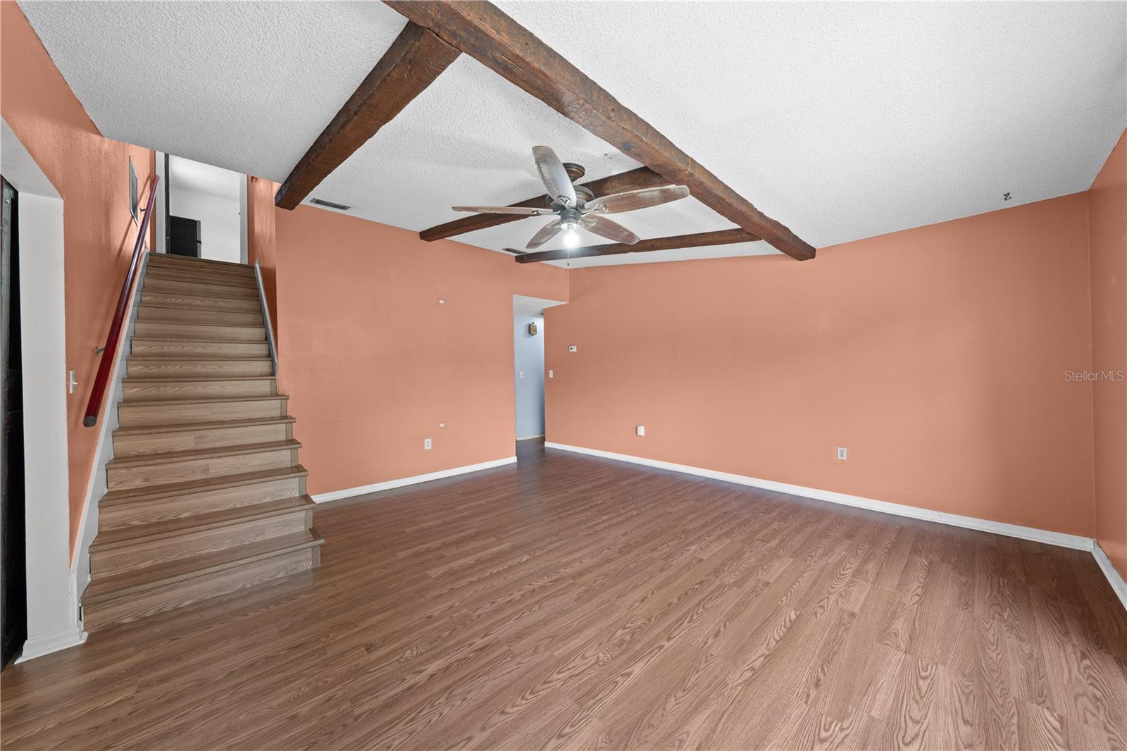 BAY LAKE ESTATES - Residential