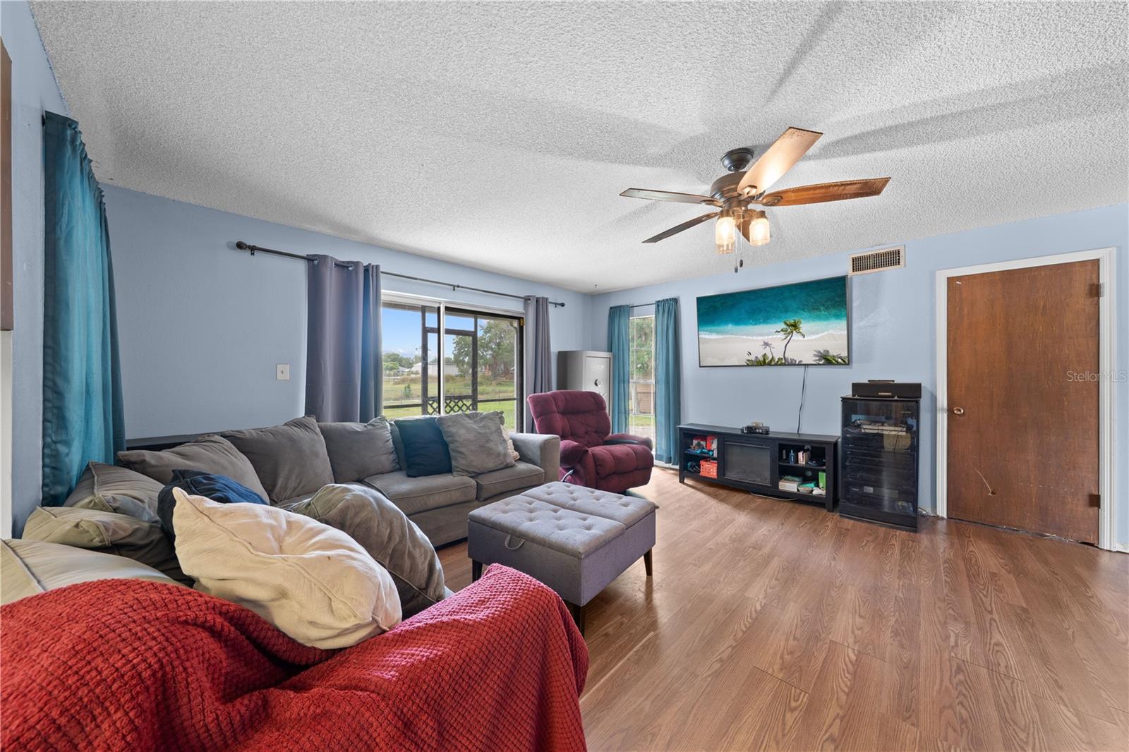 BAY LAKE ESTATES - Residential