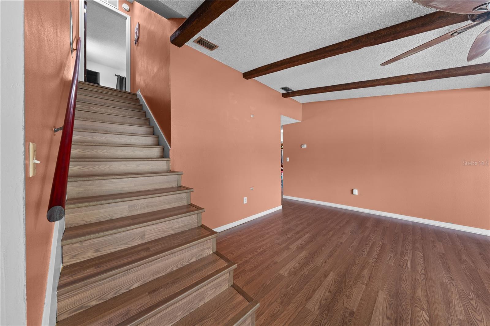 BAY LAKE ESTATES - Residential