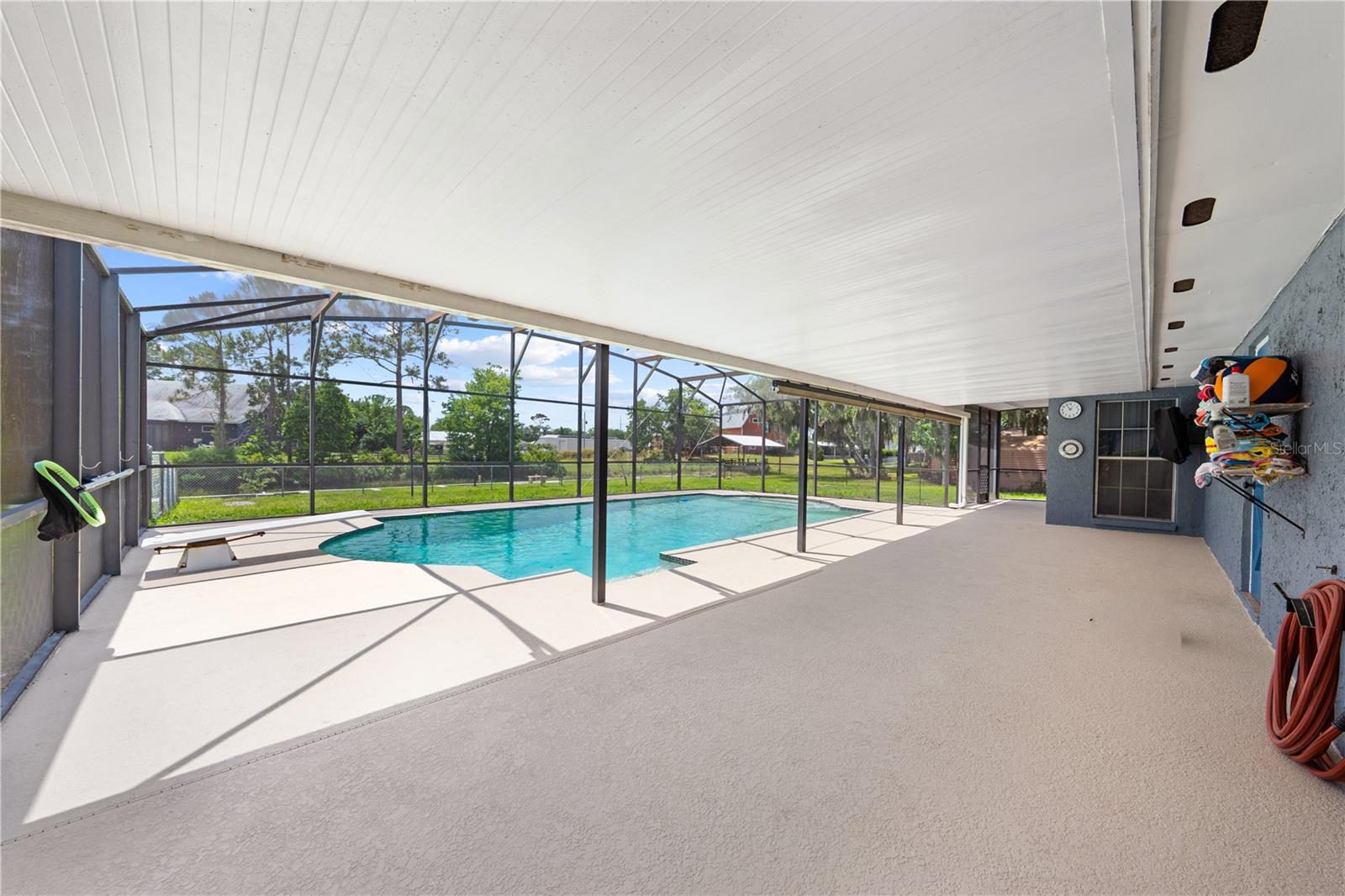 BAY LAKE ESTATES - Residential