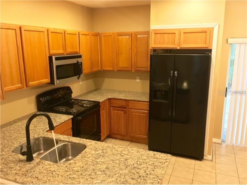 OSPREY RUN TWNHMS PH 01 - Residential Lease