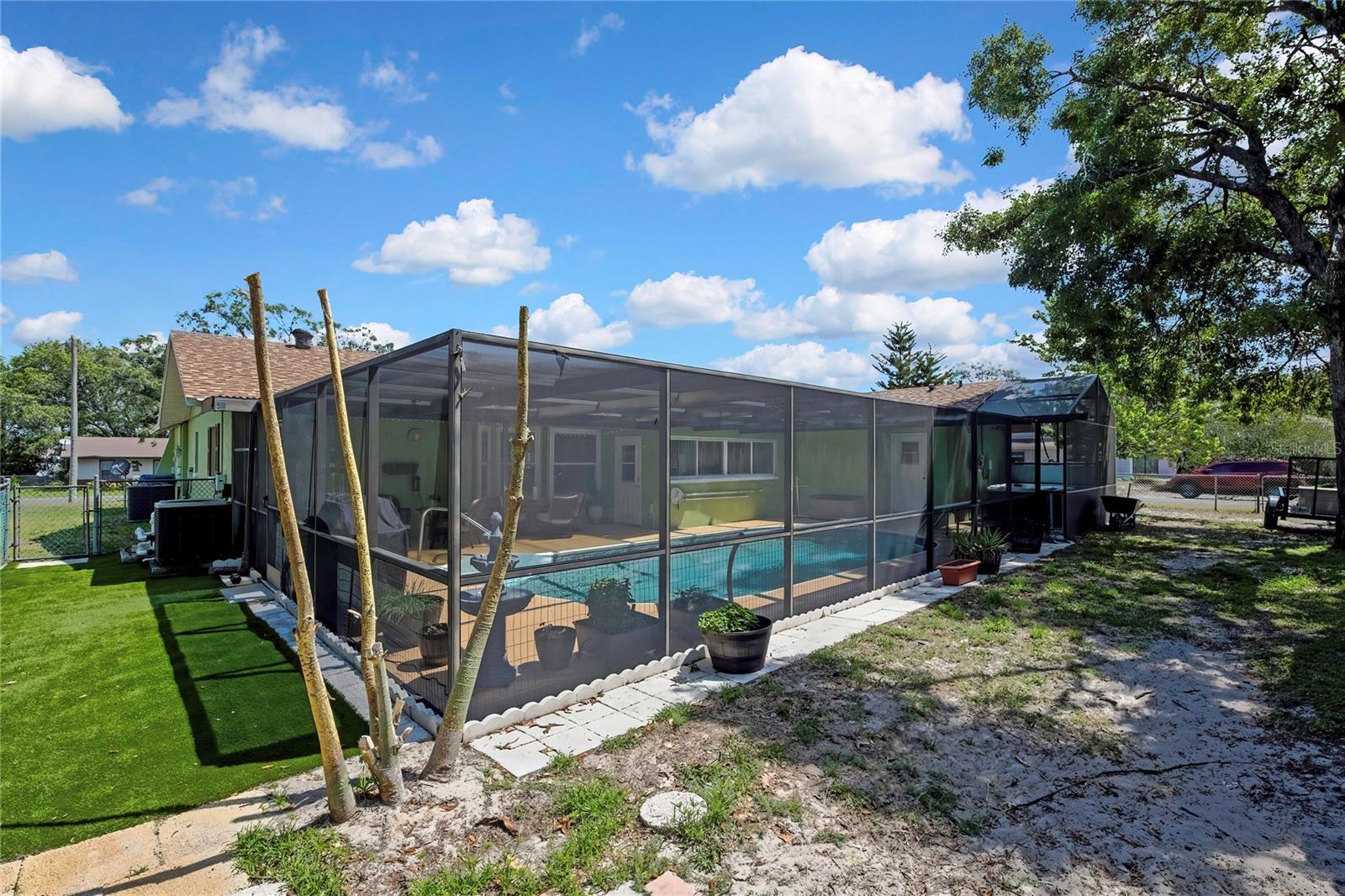SPRING HILL - Residential