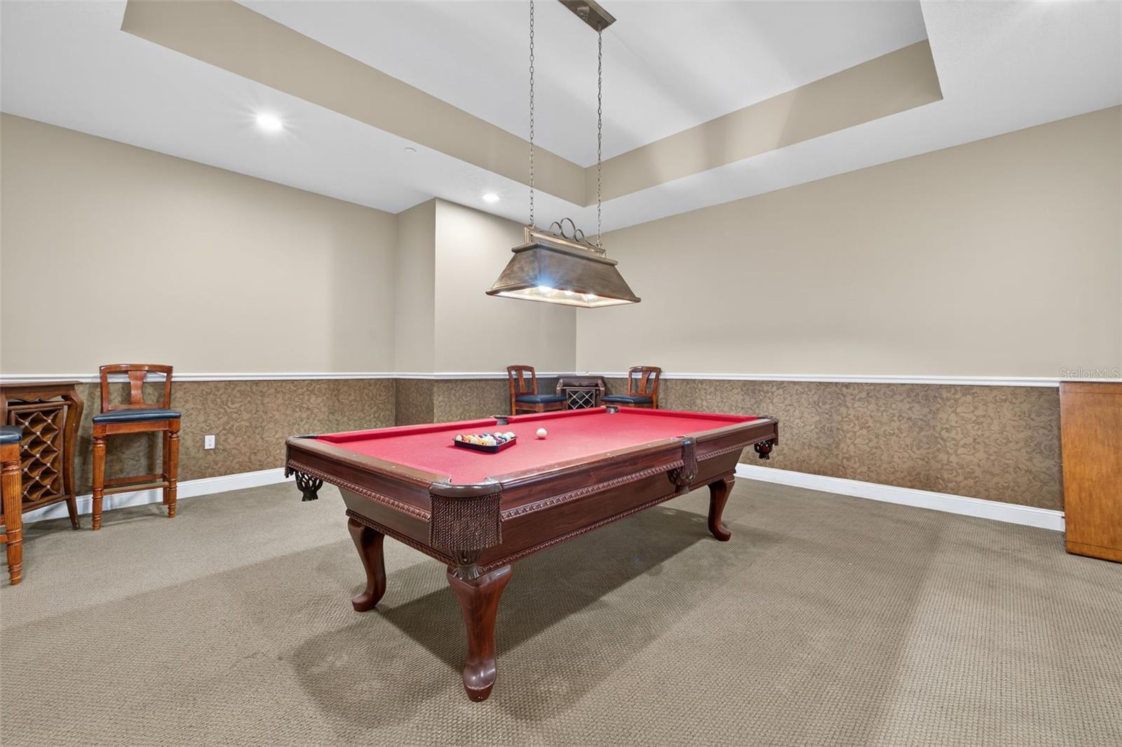 VINOY PLACE CONDO - Residential Lease