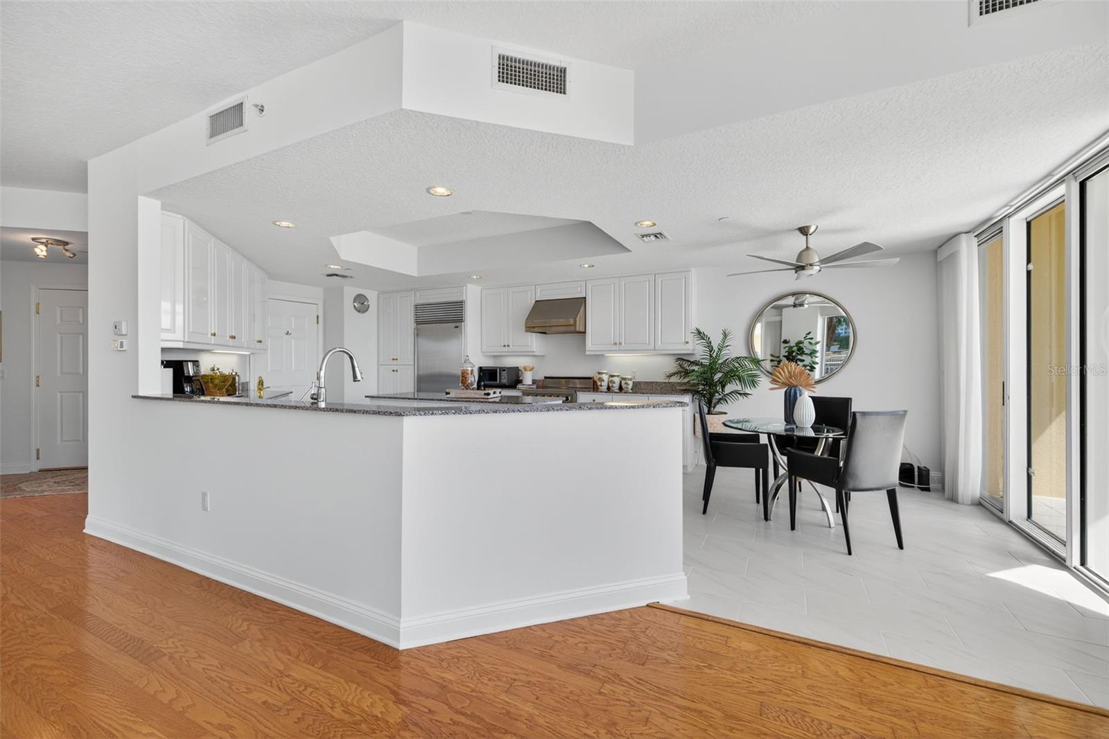 VINOY PLACE CONDO - Residential Lease