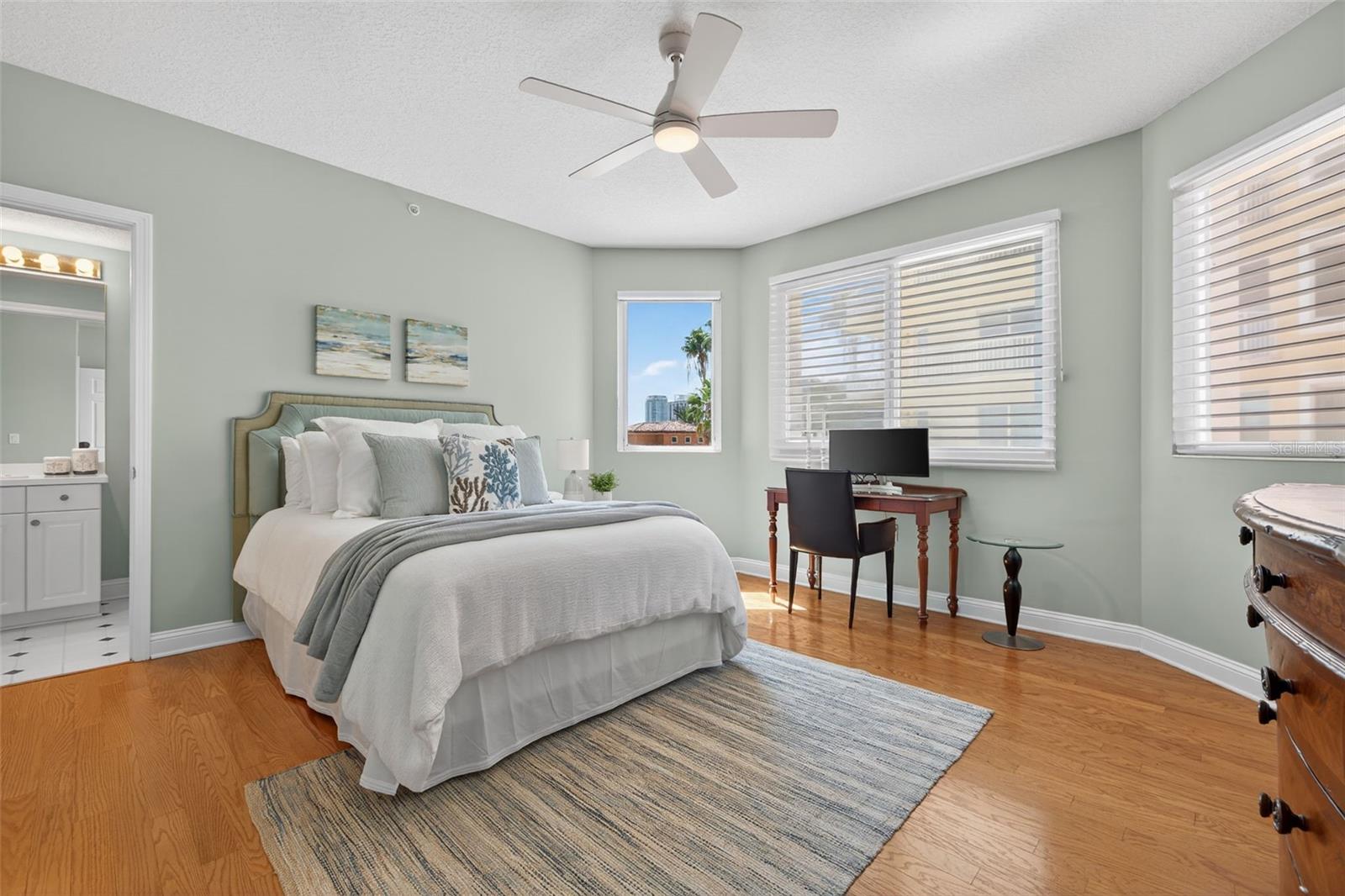 VINOY PLACE CONDO - Residential Lease