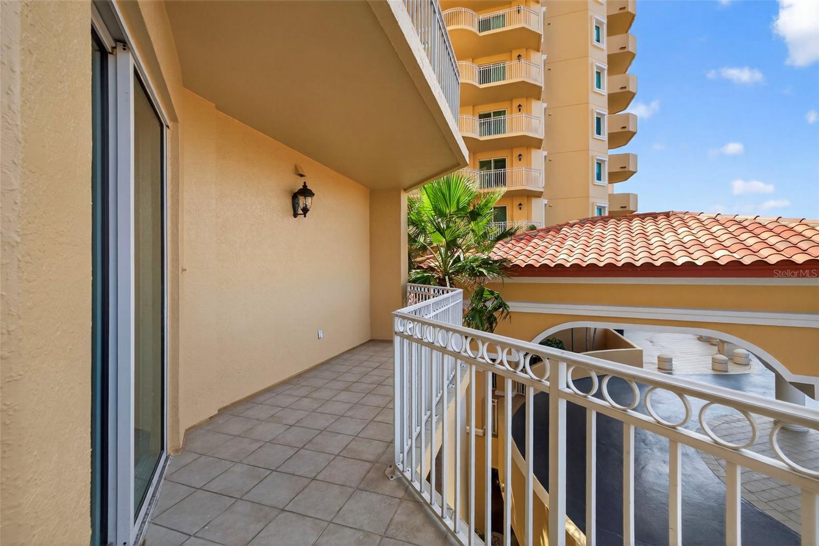 VINOY PLACE CONDO - Residential Lease