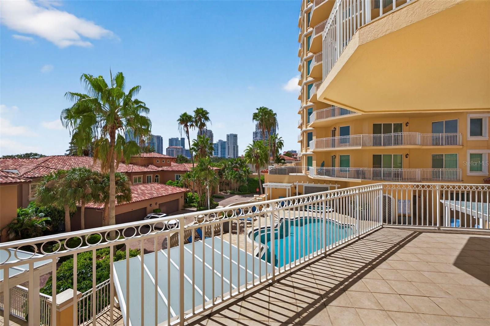 VINOY PLACE CONDO - Residential Lease