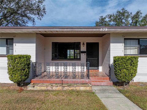 A home in LAKELAND