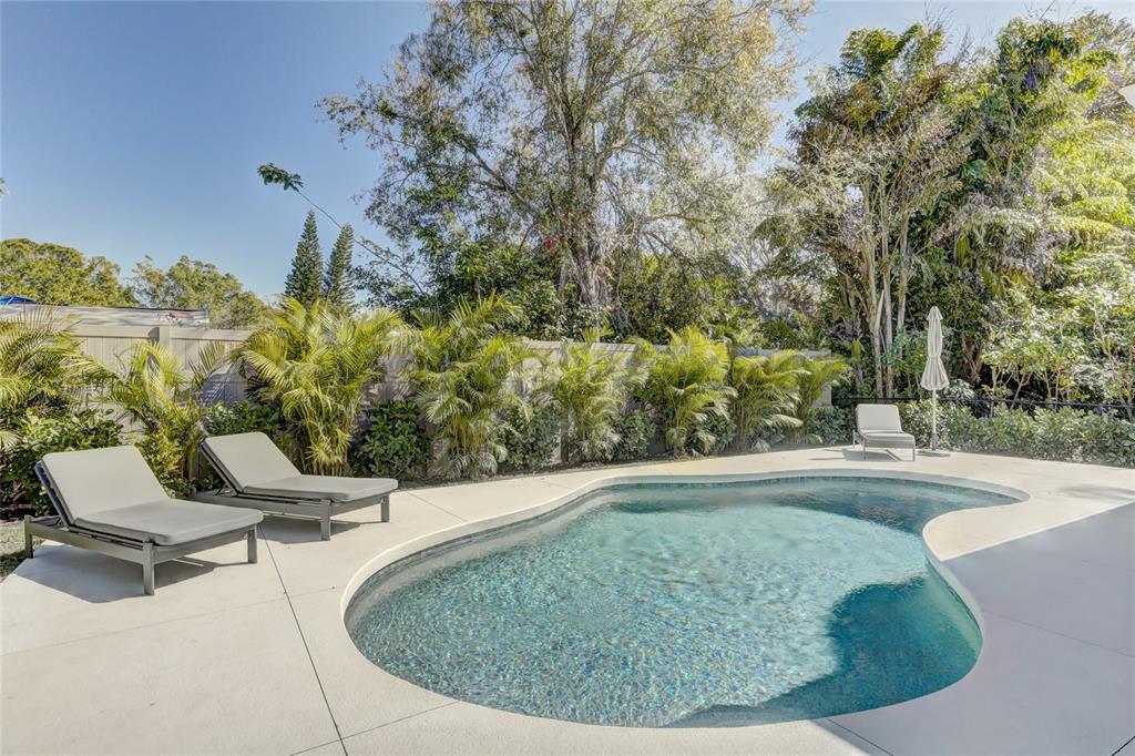 JOHNSON ESTATES - Residential