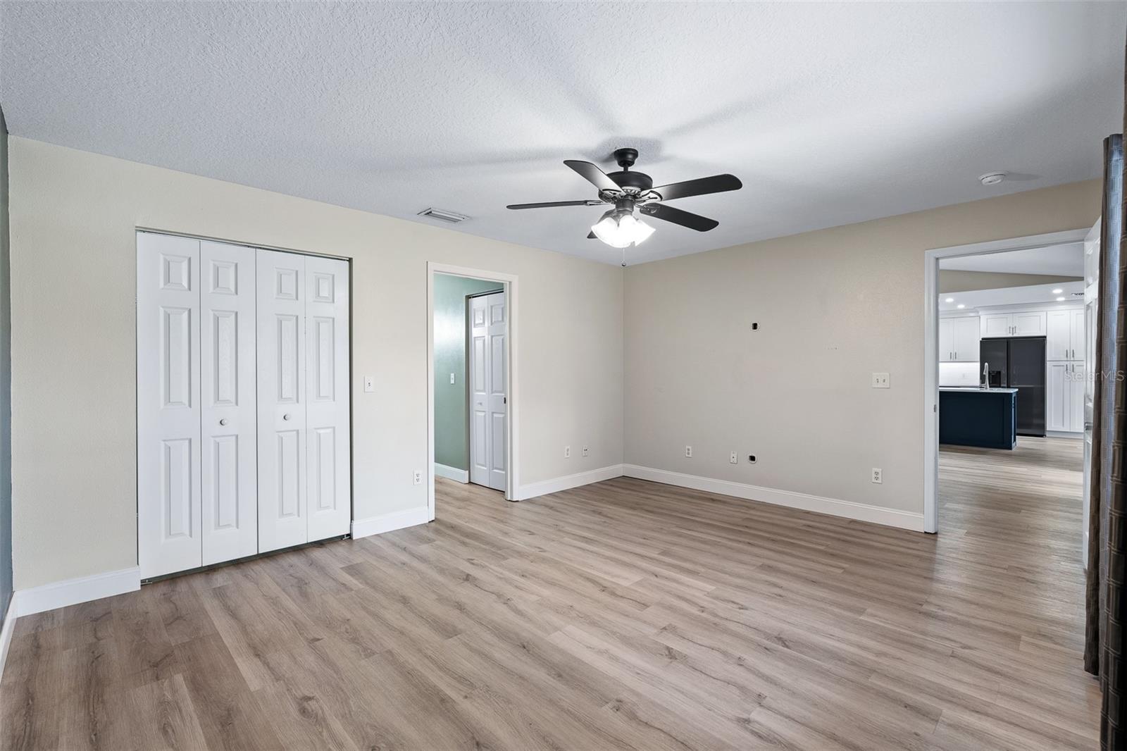 PINE LAKES - Residential