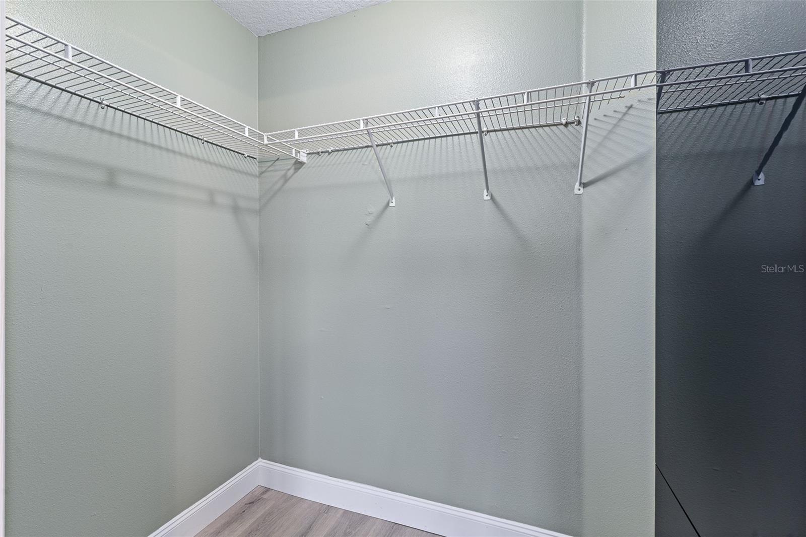 PINE LAKES - Residential