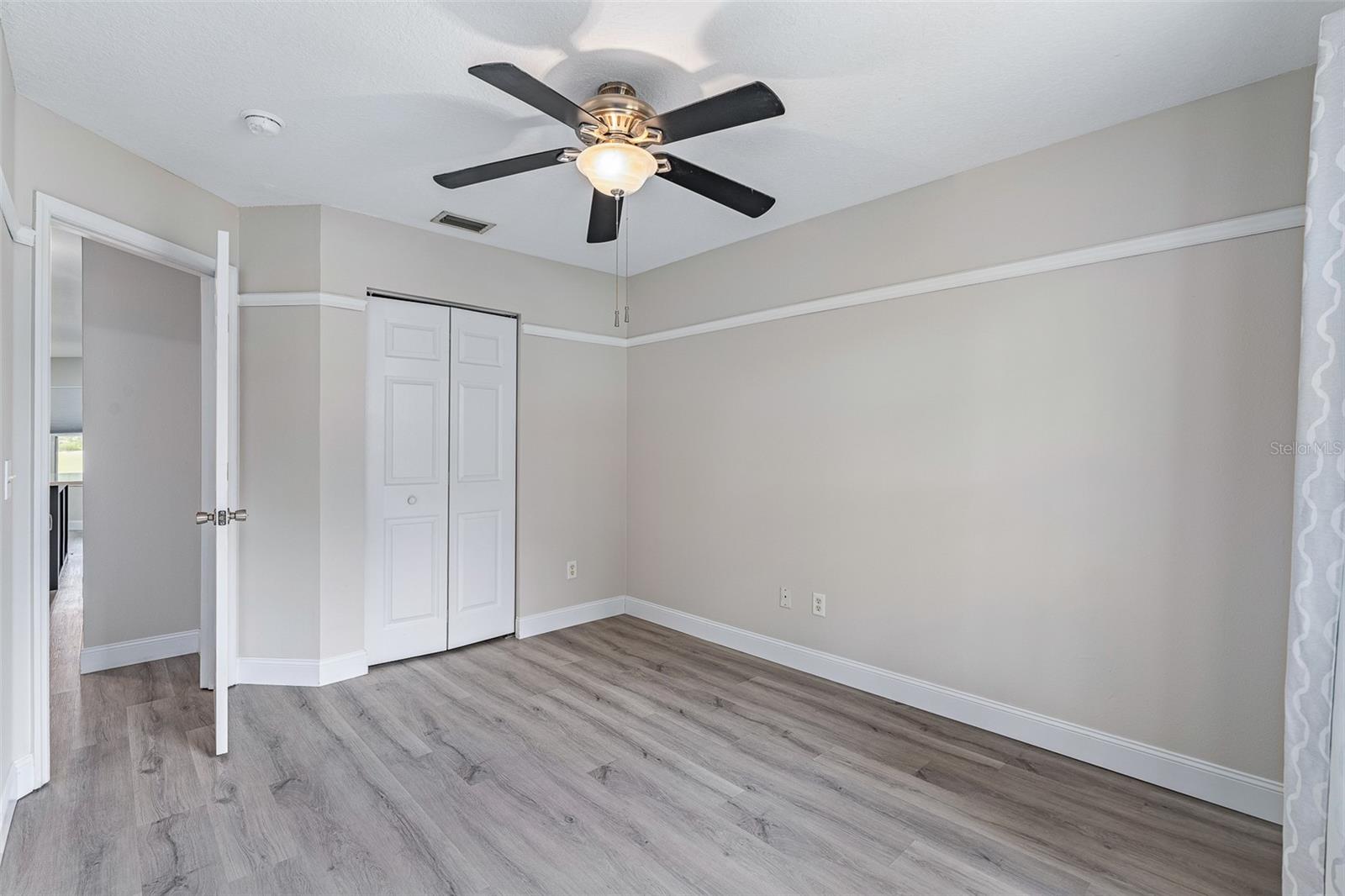 PINE LAKES - Residential