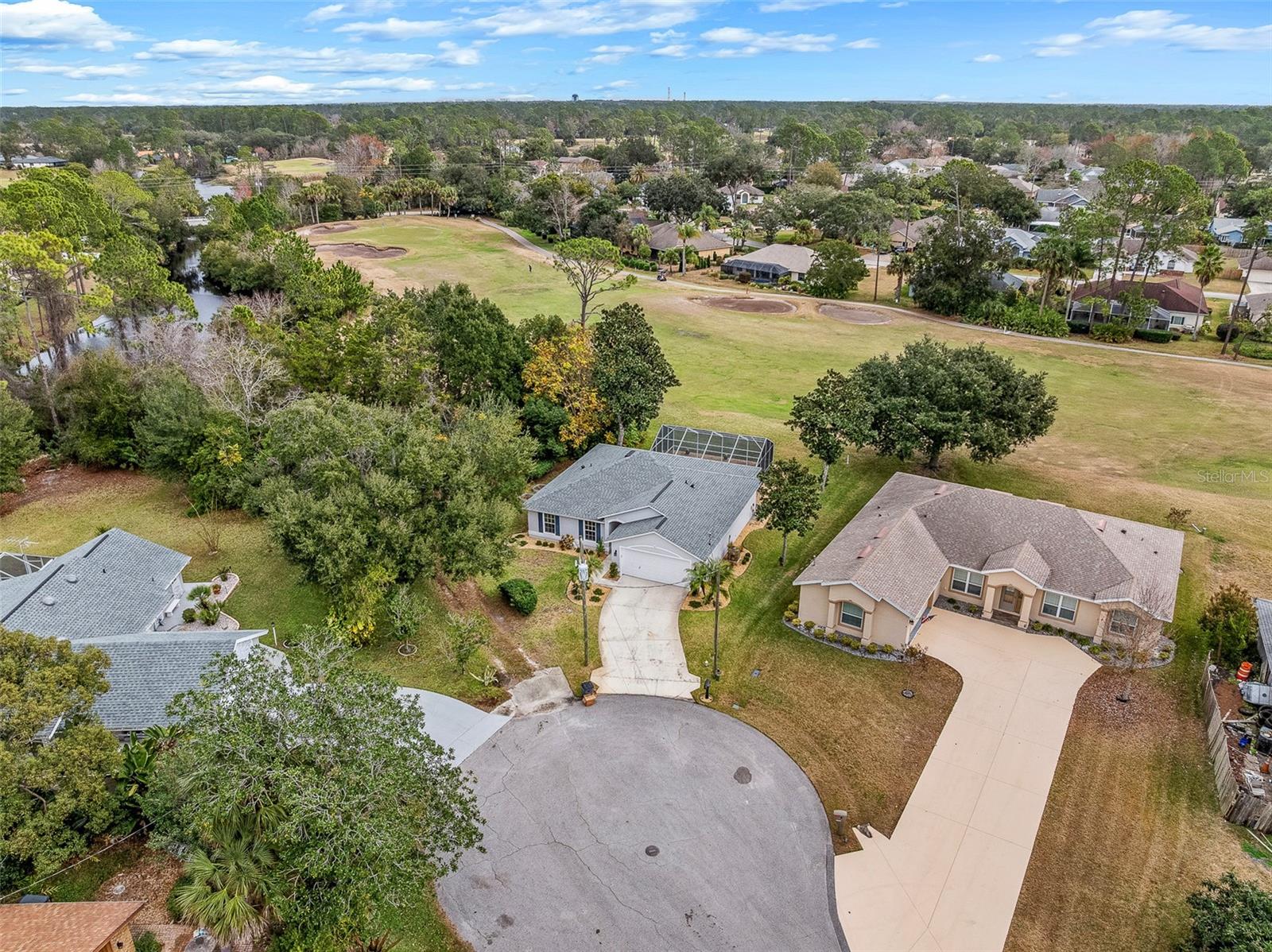 PINE LAKES - Residential