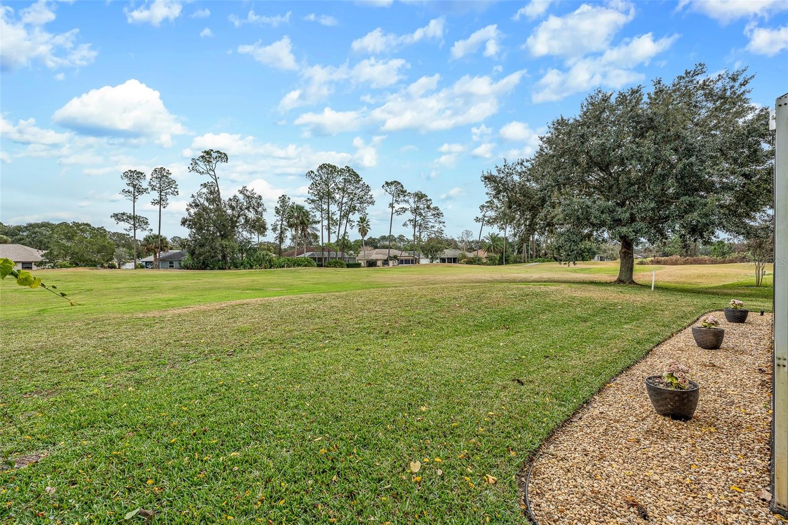 PINE LAKES - Residential