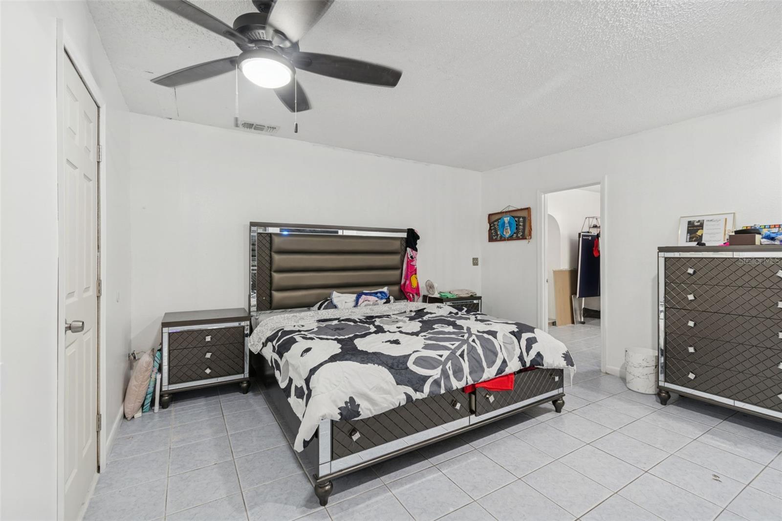 BELLMONT HEIGHTS - Residential