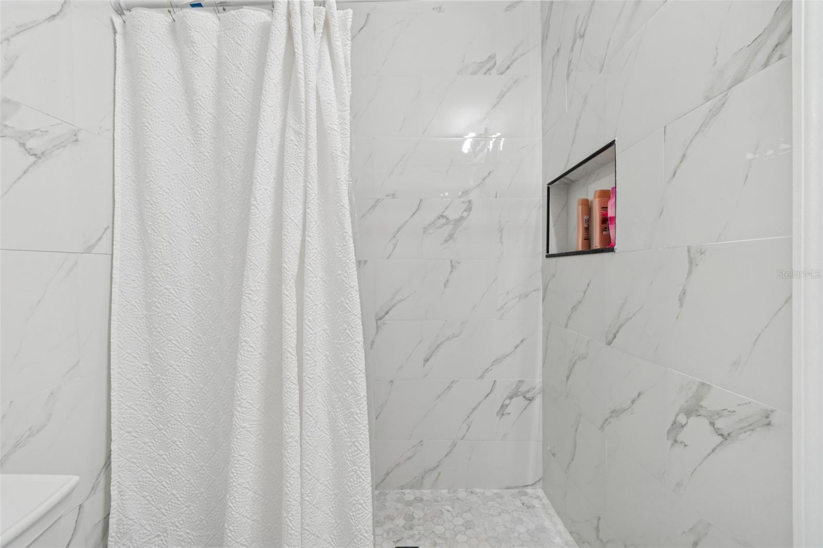 BELLMONT HEIGHTS - Residential