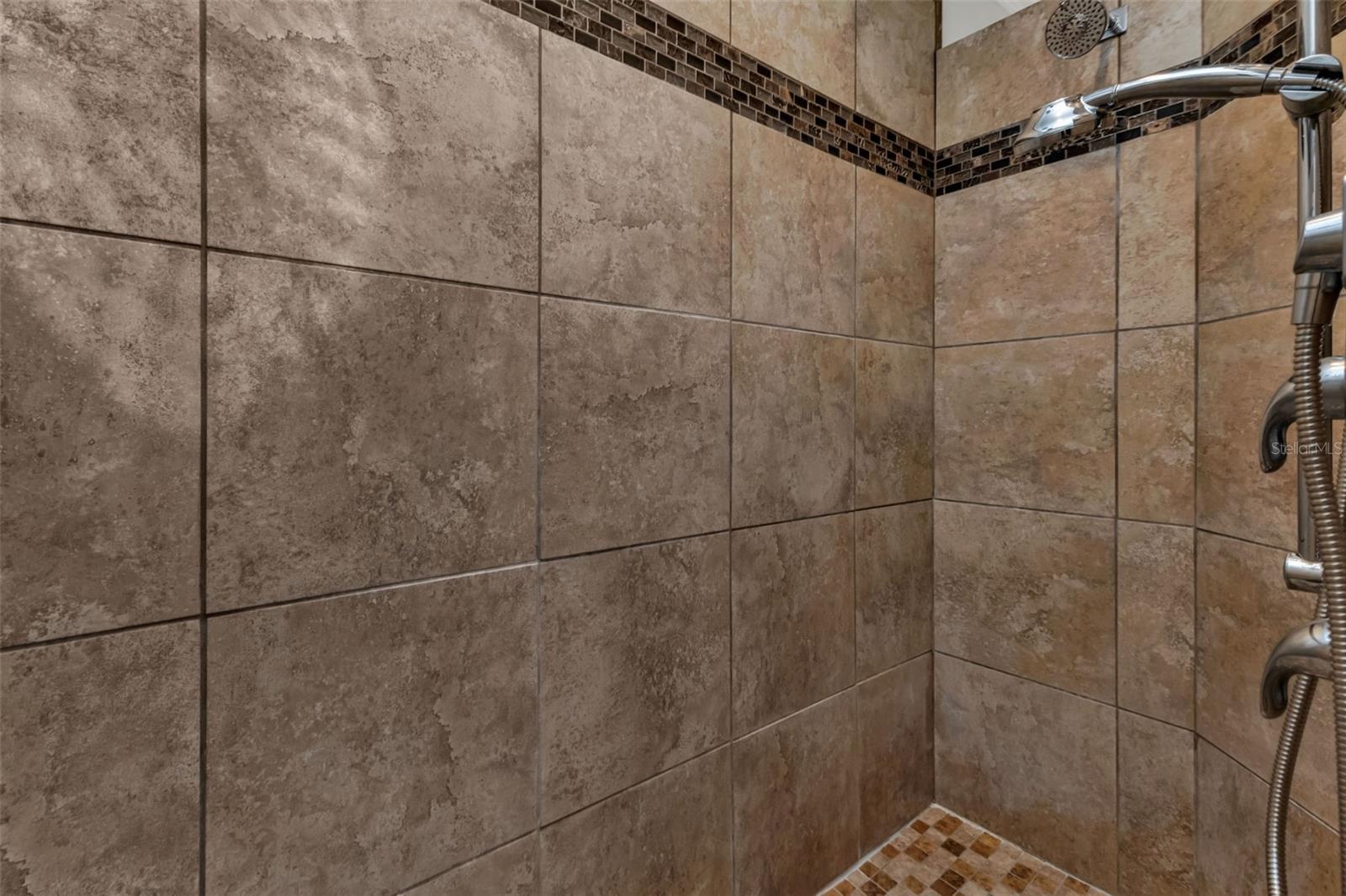 PUNTA GORDA - Residential