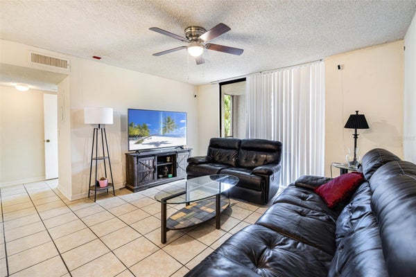 13545 EAGLE RIDGE DR APT 814, FORT MYERS, FL 33912 - Image a4065c61124aa7eb2e7ebb56e5eeb227/439028933