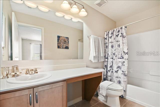 COMPASS BAY UN 4 - Residential