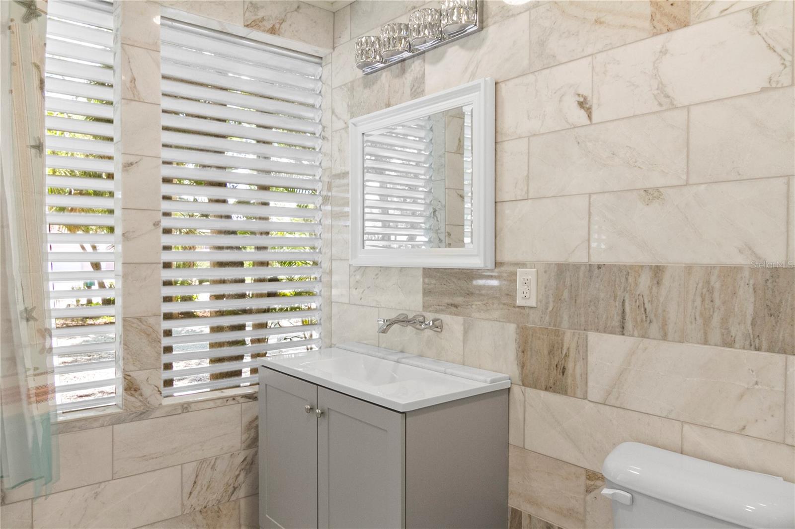 AVION OF - Residential