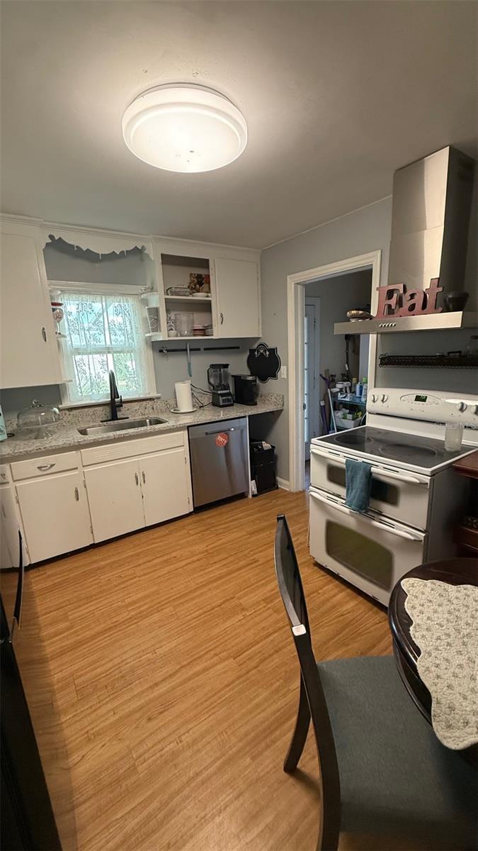 AVION OF - Residential