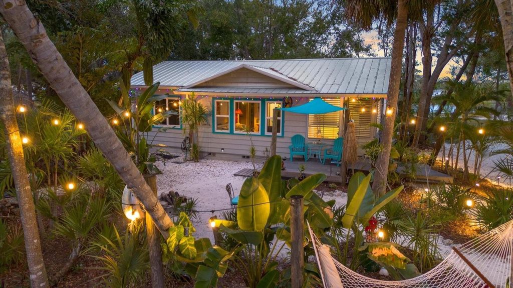 Photo of 919 N Conrad Avenue, Sarasota, FL 34237 (MLS # A4669516)