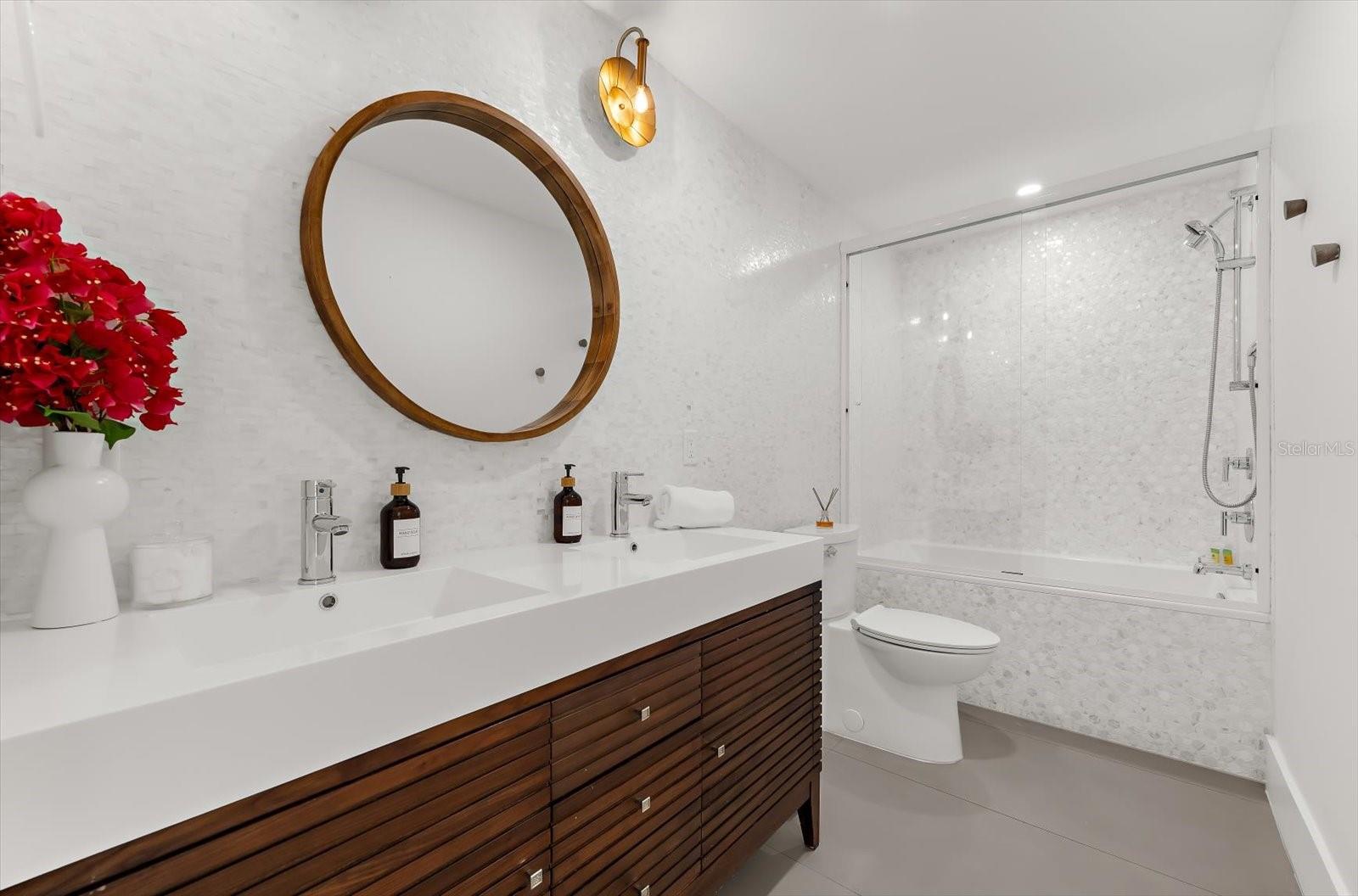 SHORE ACRES FIRST ADD - Residential