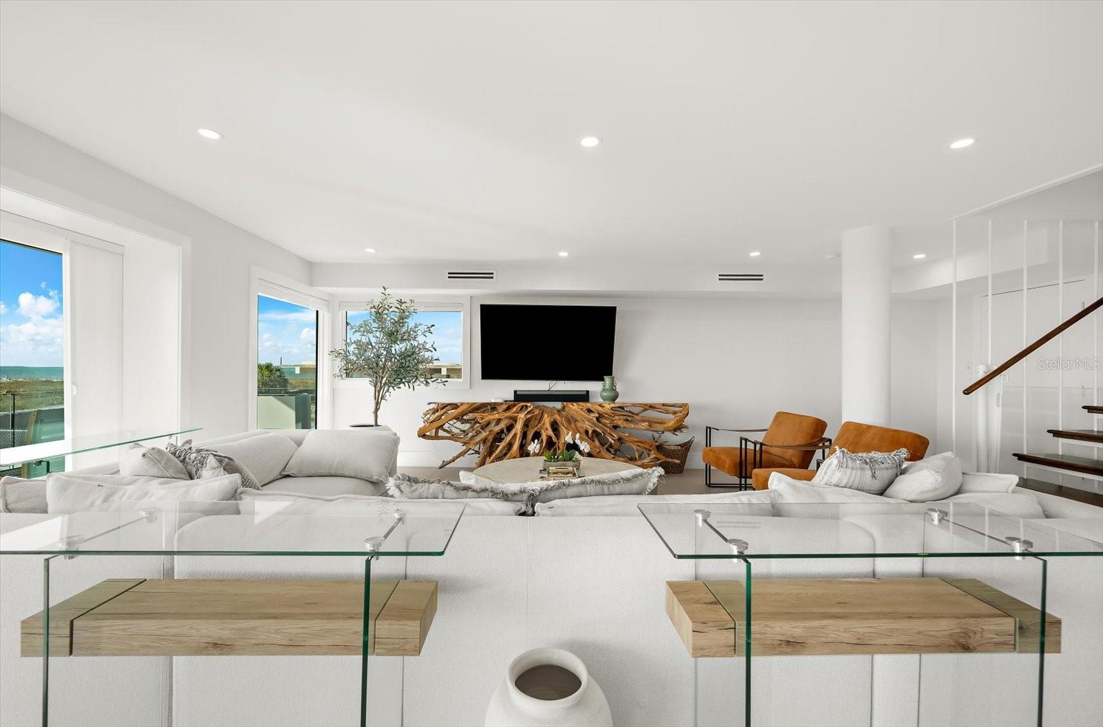 SHORE ACRES FIRST ADD - Residential