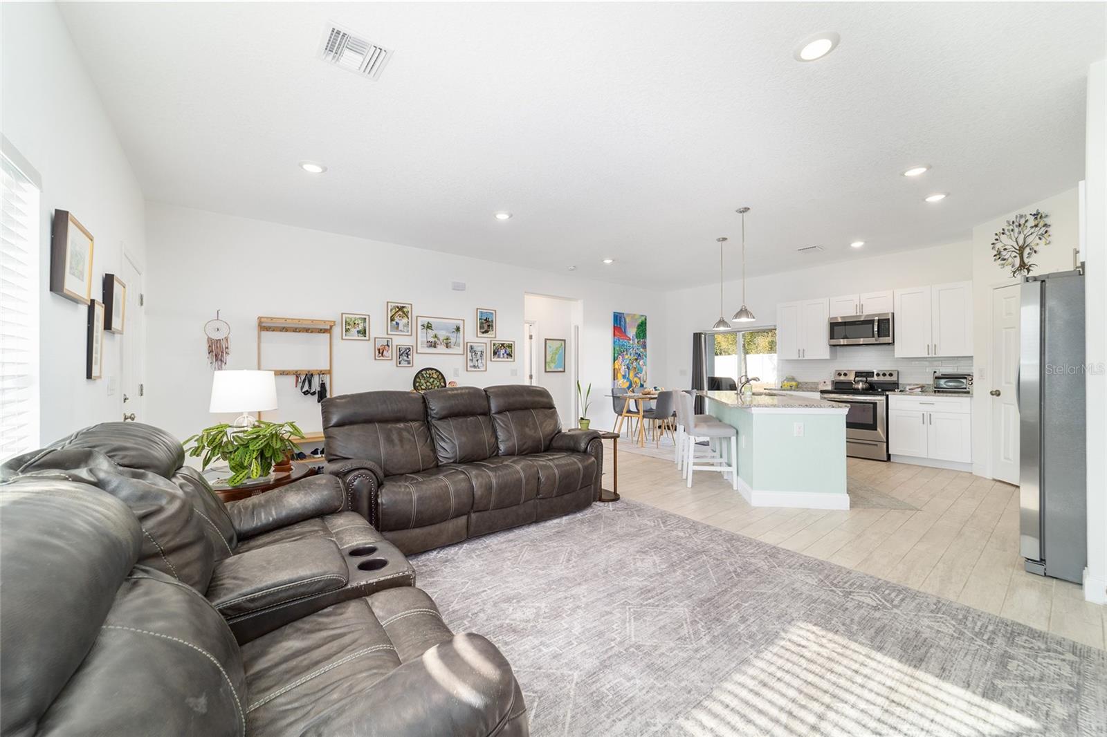 15620 SW 37TH CIRCLE