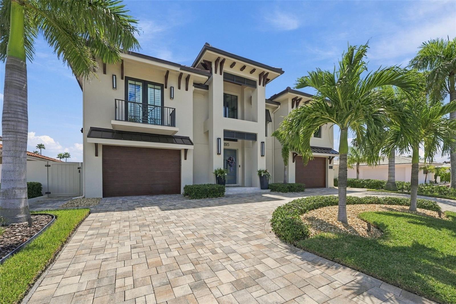 815 CAPRI BOULEVARD