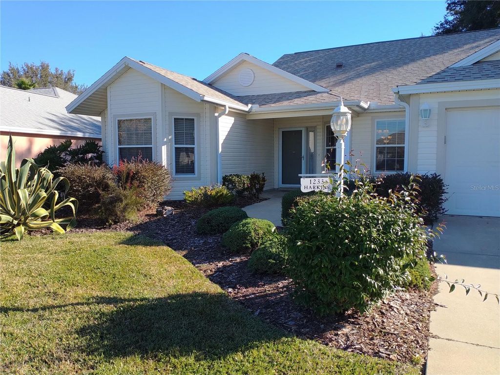 Photo of 1233 Oak Forest Drive, The Villages, FL 32162 (MLS # G5092349)