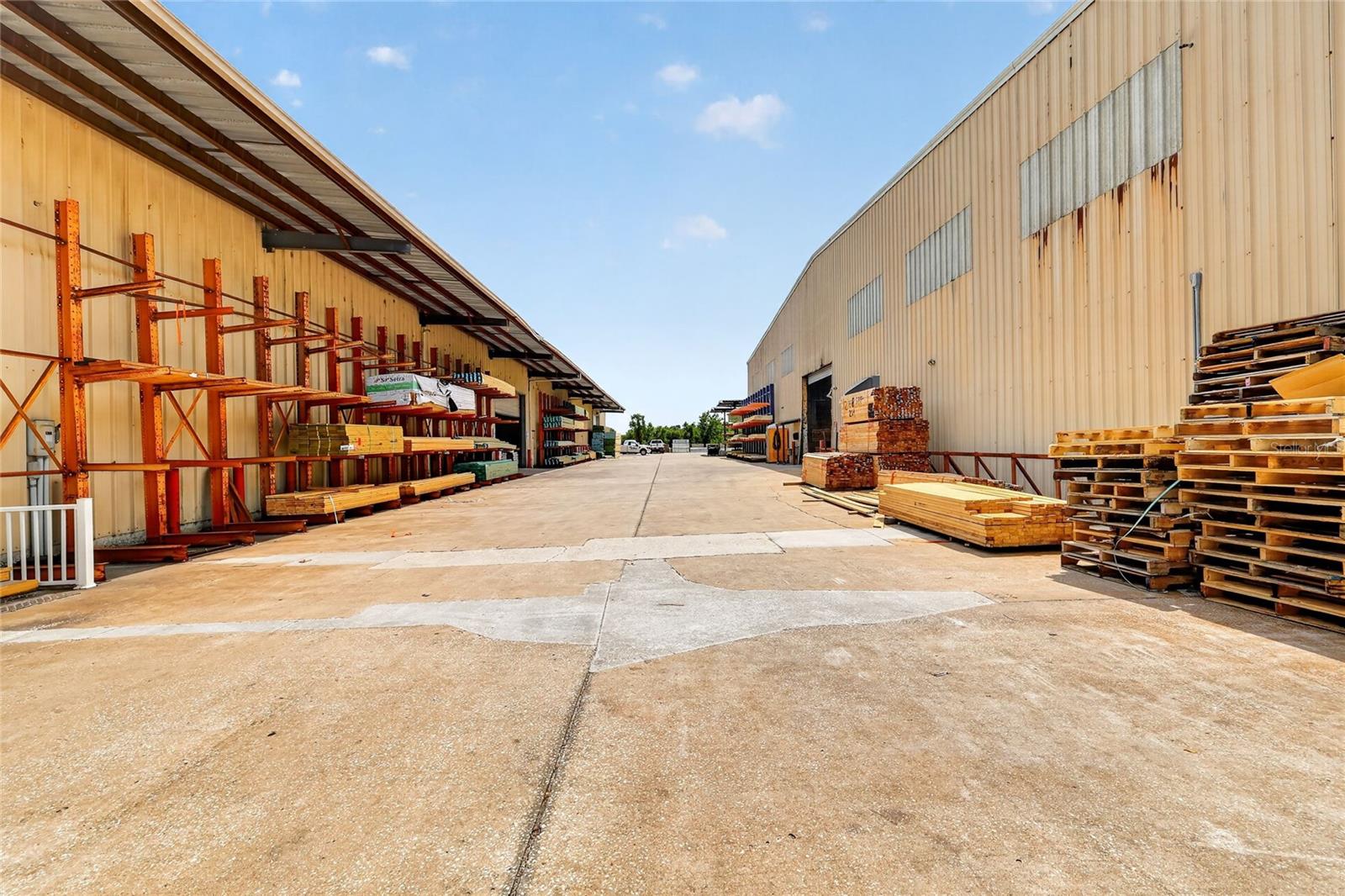 VILLAGES INDUST CENTER - Commercial Sale