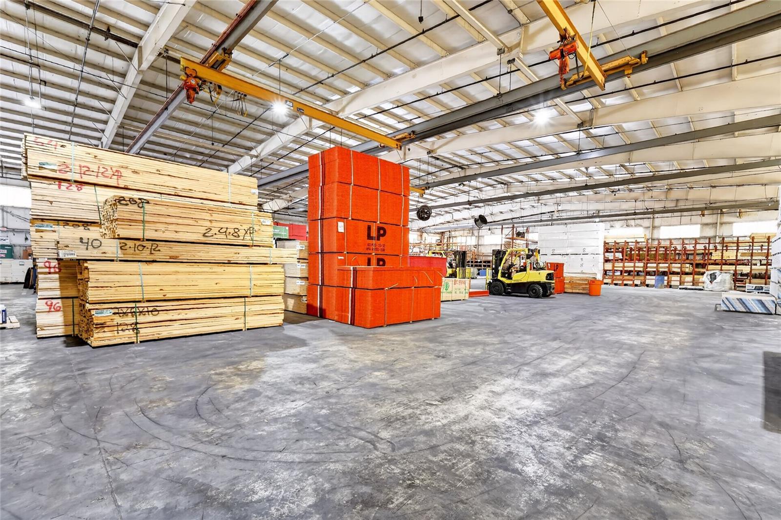 VILLAGES INDUST CENTER - Commercial Sale