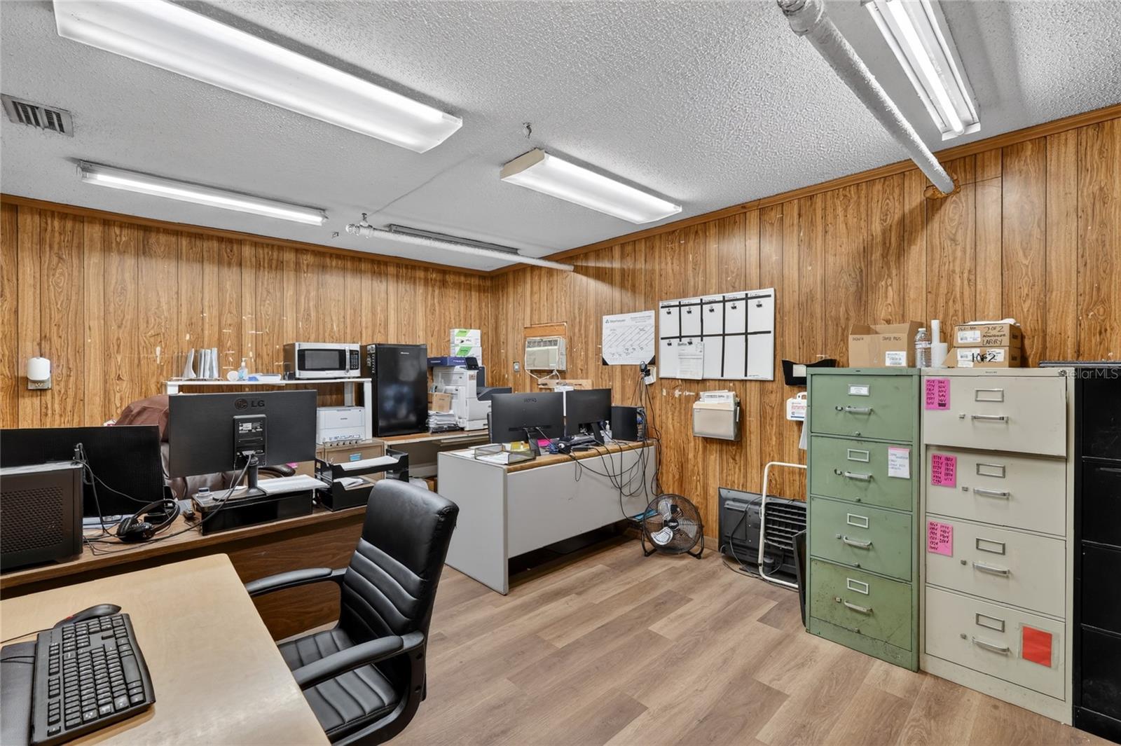 VILLAGES INDUST CENTER - Commercial Sale