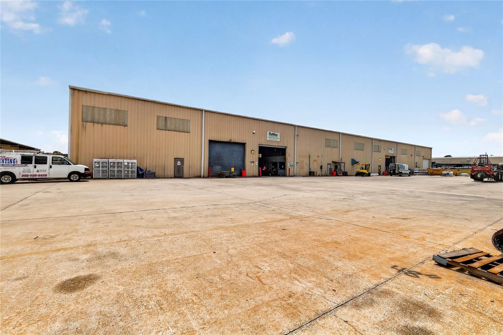 VILLAGES INDUST CENTER - Commercial Sale