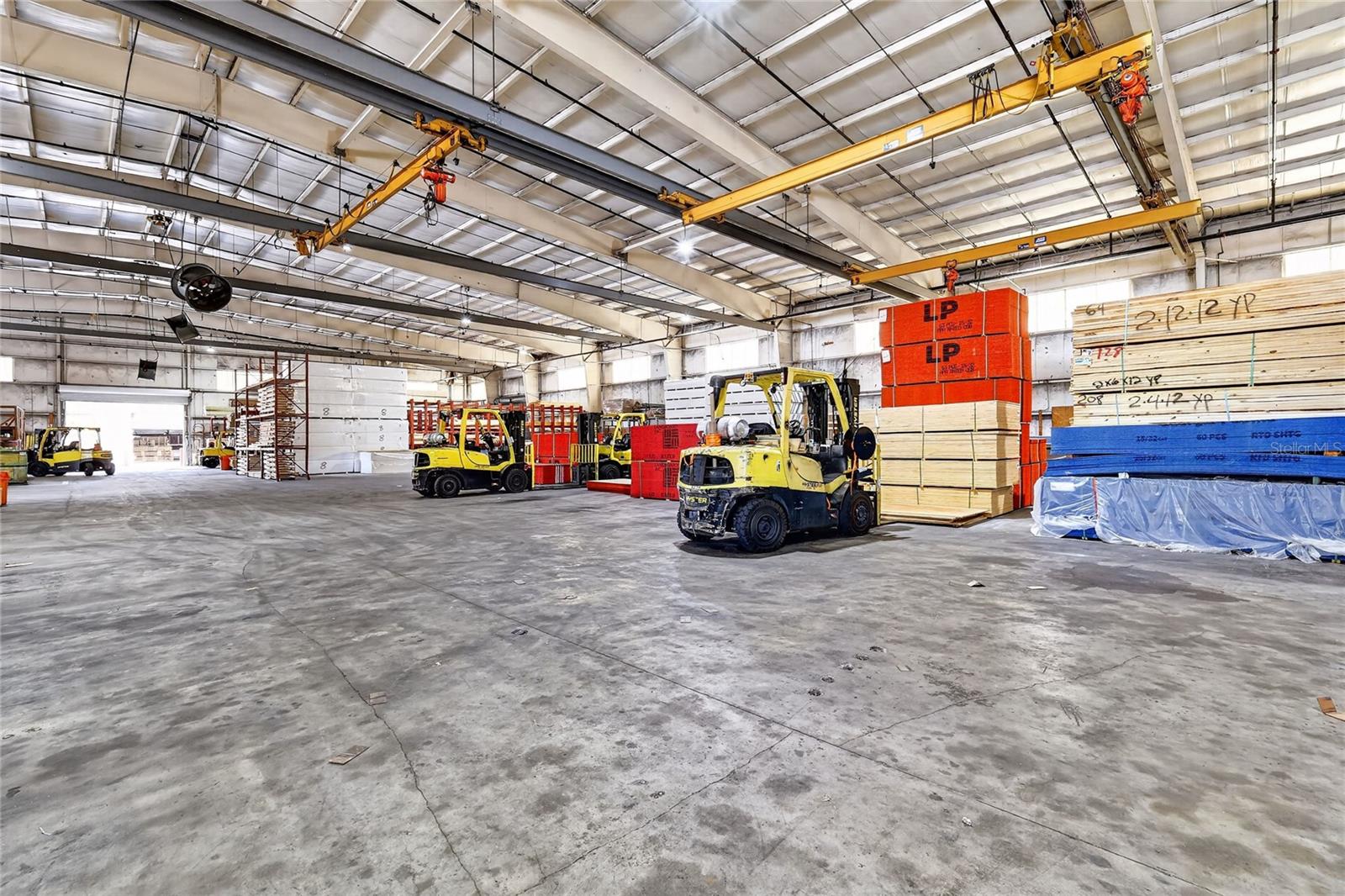 VILLAGES INDUST CENTER - Commercial Sale