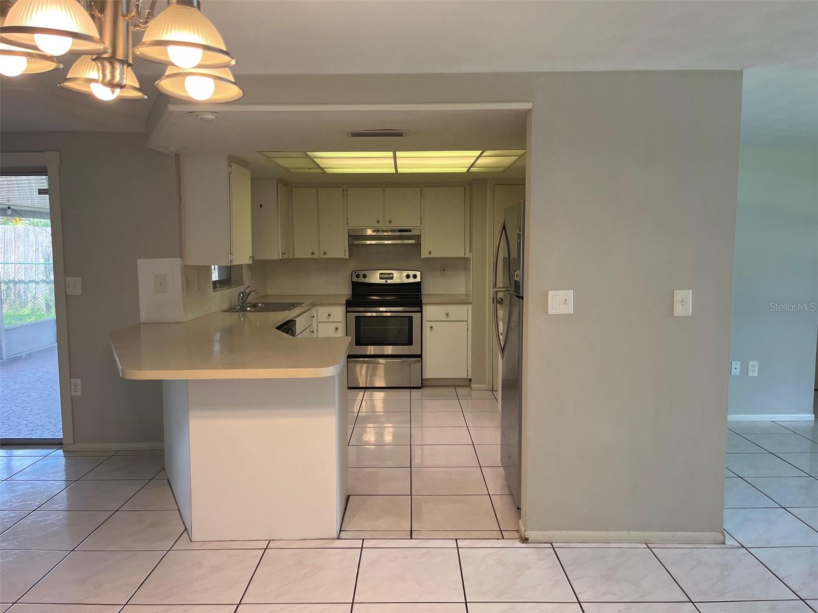 7240 ROSARIAN DRIVE
