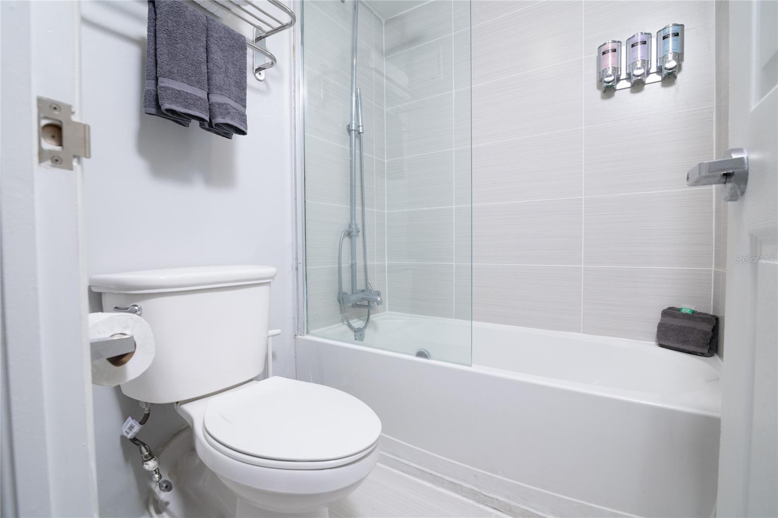 LEGACY GRAND EAST GATE CONDO - Residential