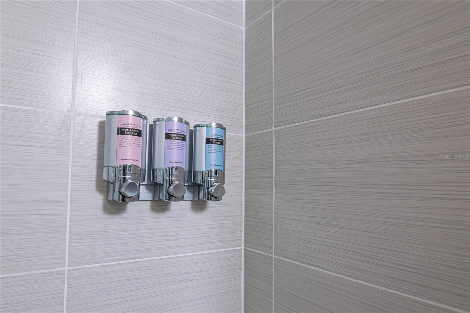 LEGACY GRAND EAST GATE CONDO - Residential