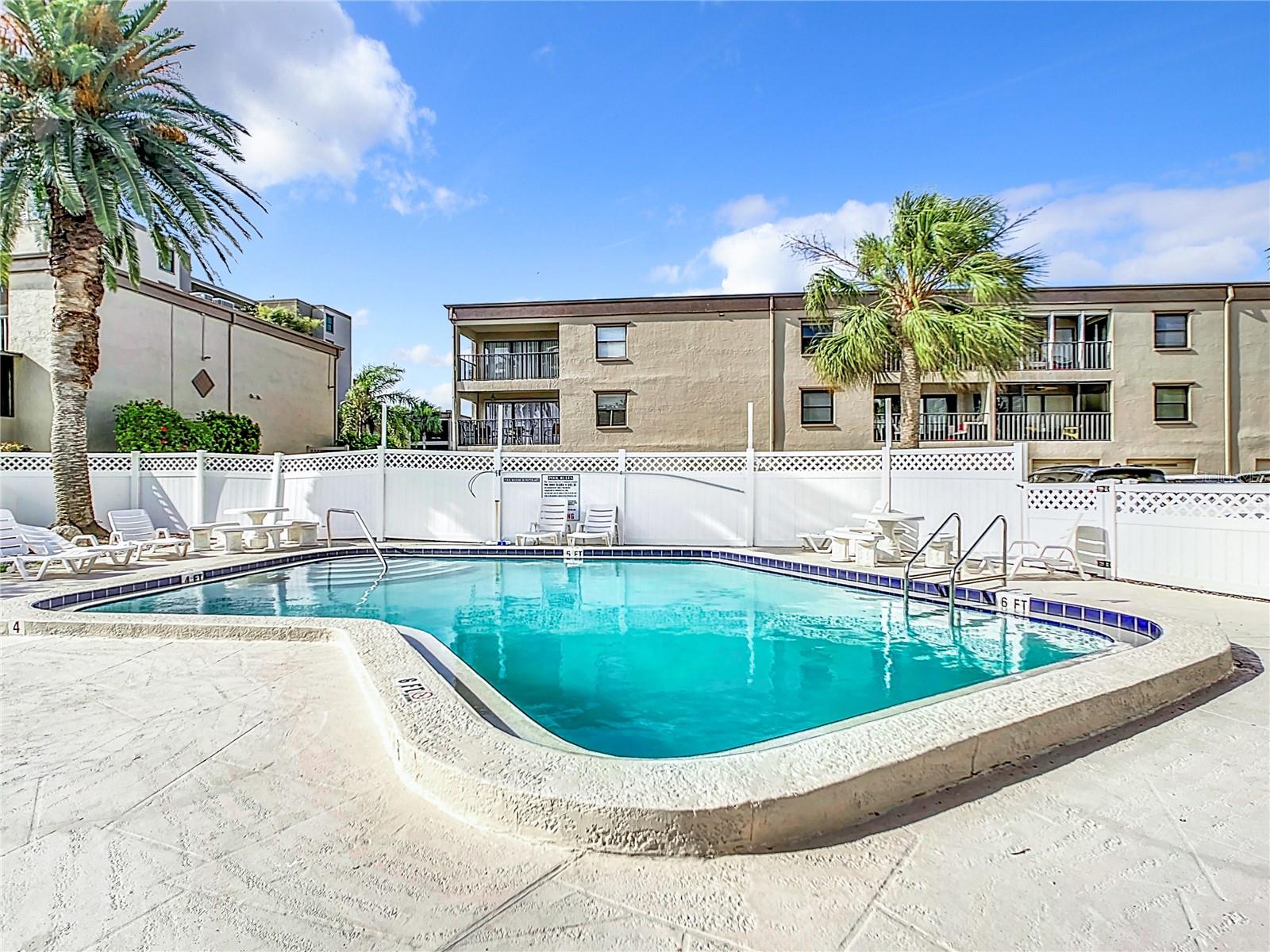 INTERCOASTAL THE CONDO - Residential