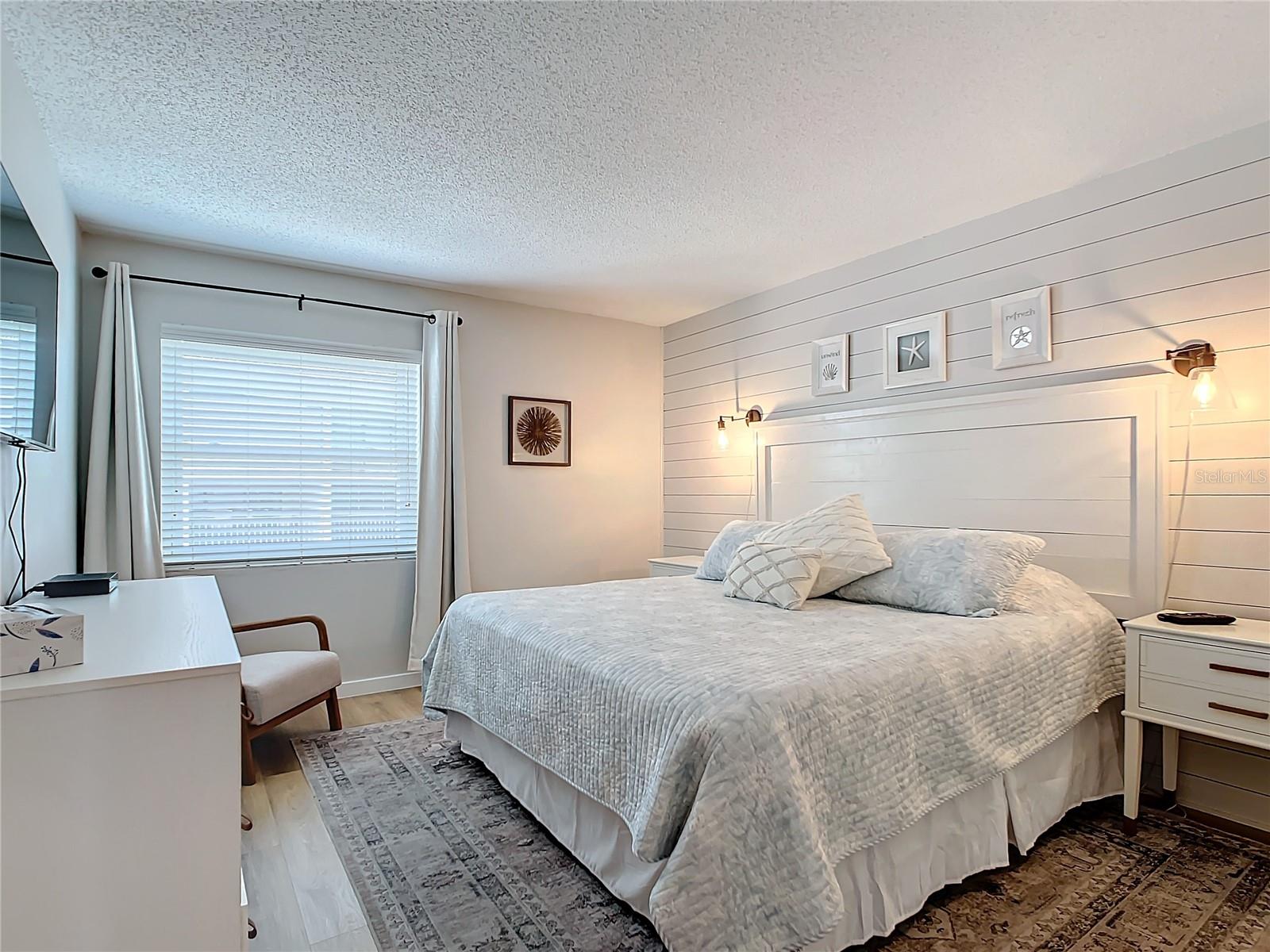 INTERCOASTAL THE CONDO - Residential