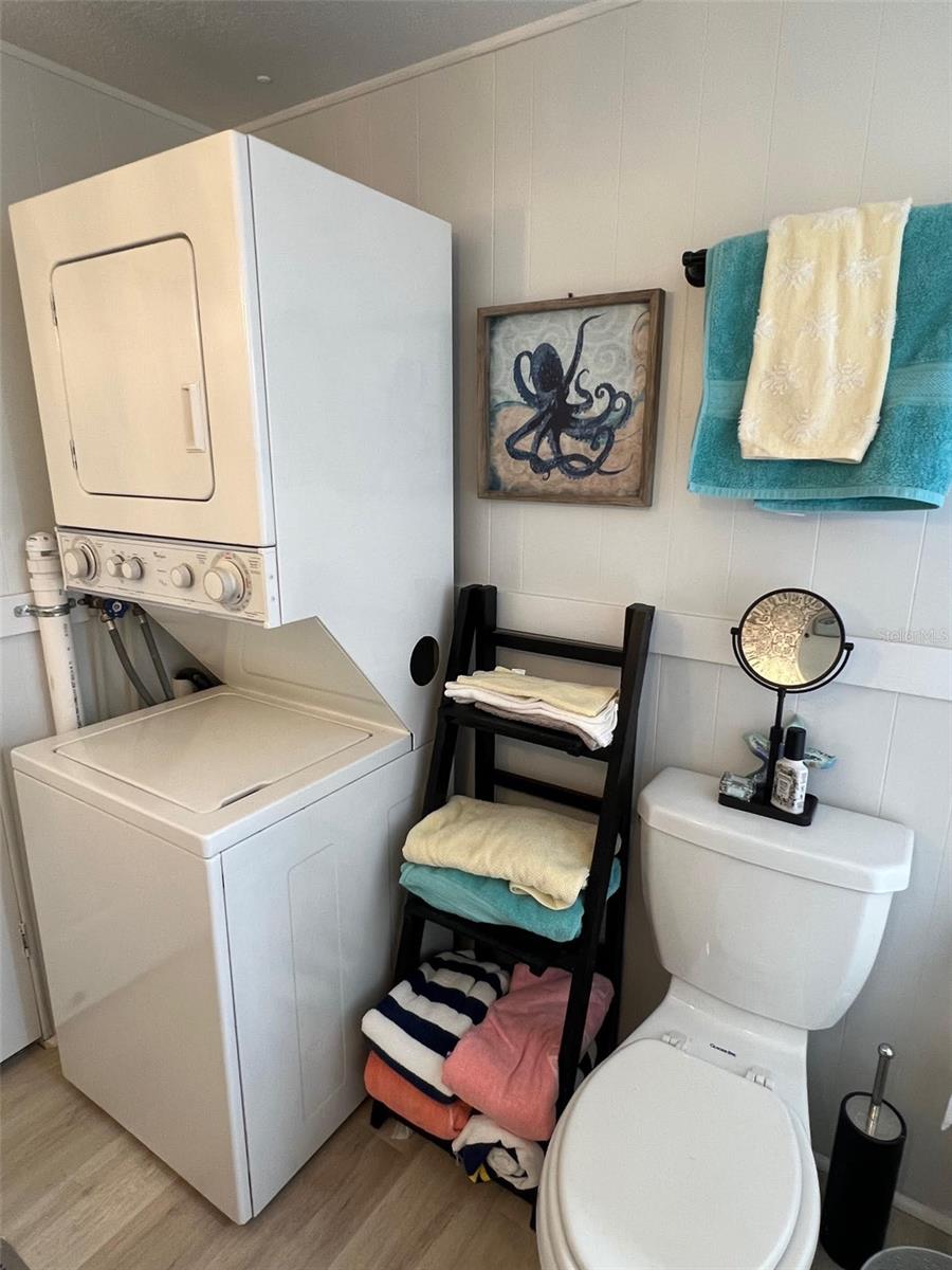 LAKE HIGHLANDER MOBILE HOME PARK UNREC - Residential