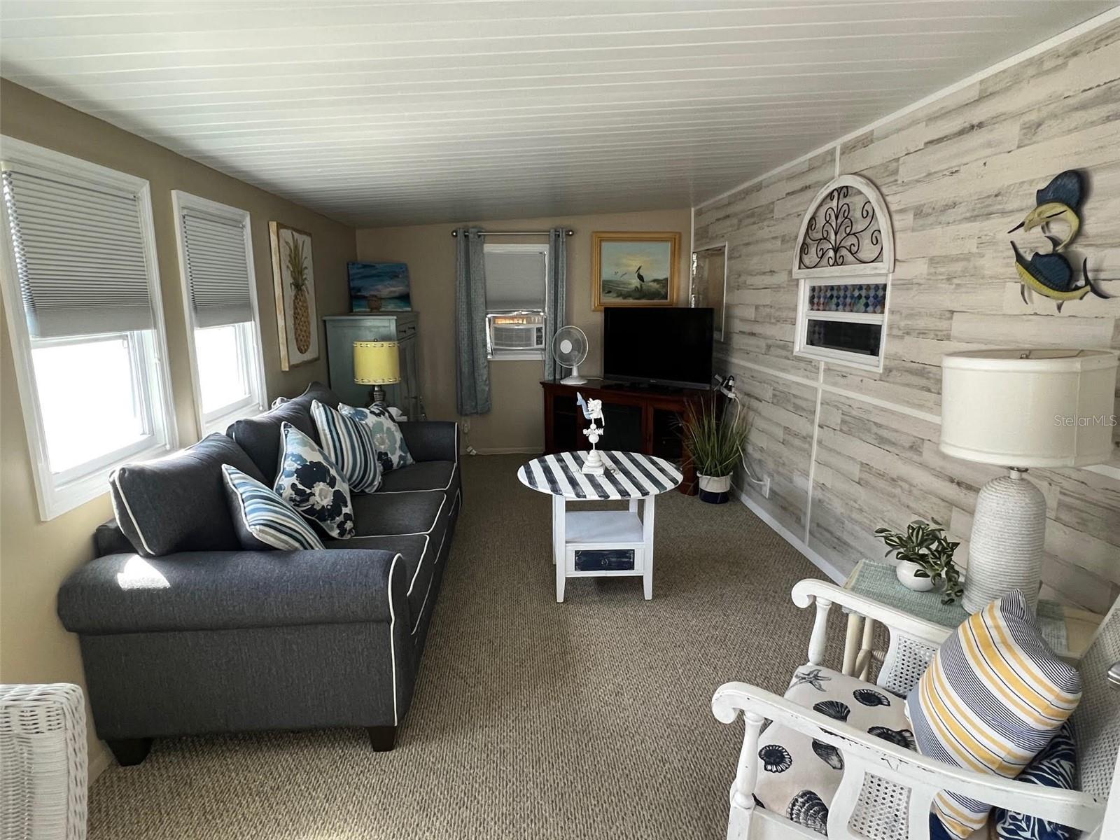 LAKE HIGHLANDER MOBILE HOME PARK UNREC - Residential