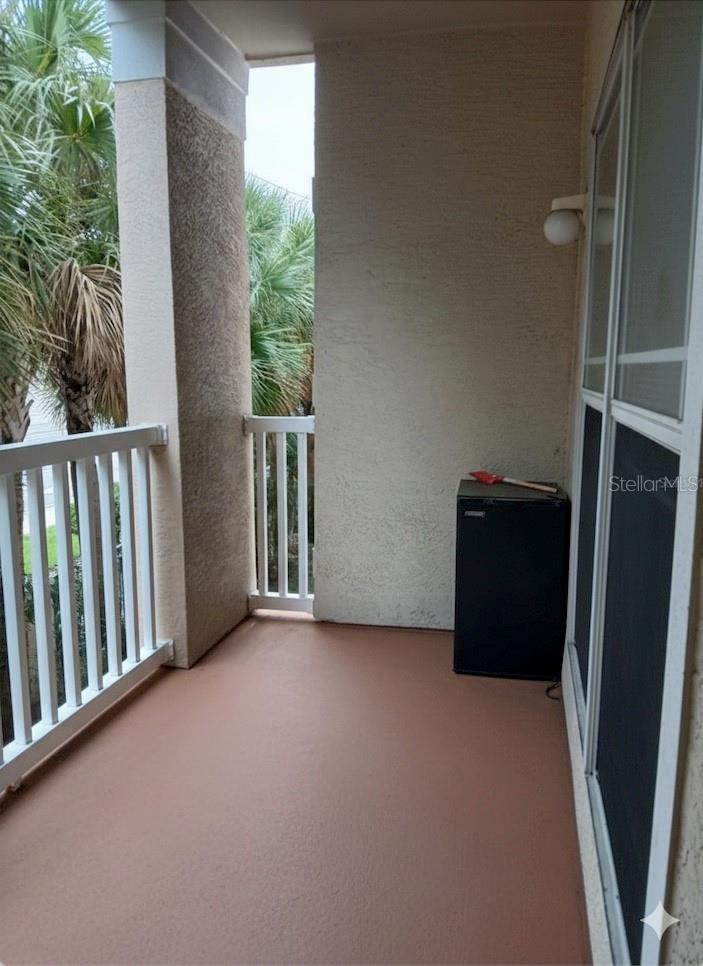 RESIDENCE AT RENAISSANCE - Residential Lease