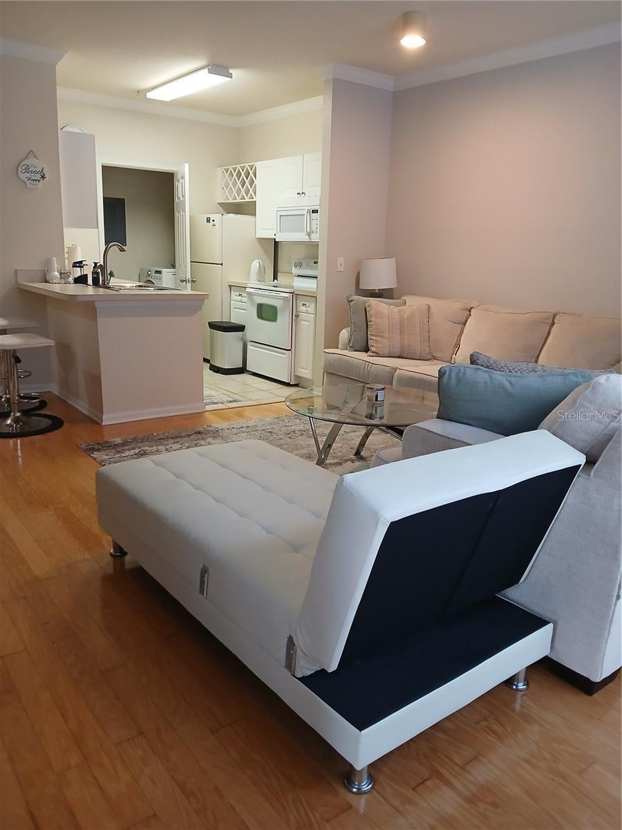 RESIDENCE AT RENAISSANCE - Residential Lease