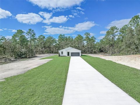 A home in DUNNELLON