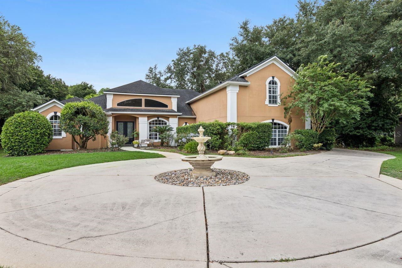 409 ALMERIA COURT