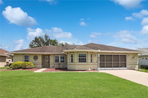 Photo of 4723 Saint Andrews Arcade, Leesburg, FL 34748 (MLS # G5095265)